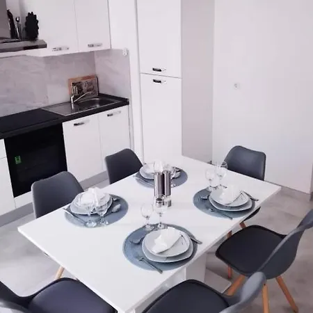 Apartman Nika Apartment *