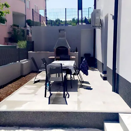 Apartman Nika Apartment *